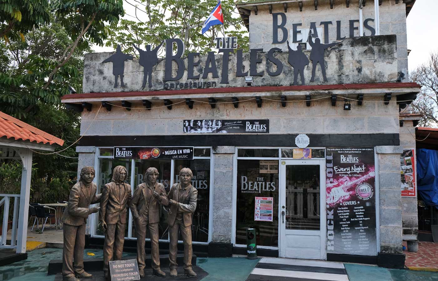 The best all inclusive hotels in Varadero - Shows Beatles themed bar