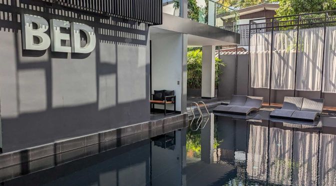 Where to stay in Chiang Mai - Shows Bed hotel swimming pool