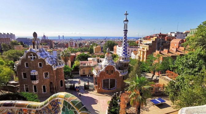 3 days in Barcelona itinerary - Shows Parc Guell by Antonio Gaudi